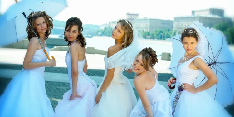 Five brides | Source: Shutterstock
